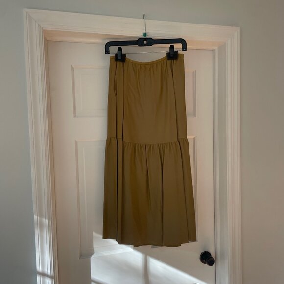 NWT Lafayette 148 Leather Midi Skirt in Mustard (Seagrass) - Size 0 - Picture 2 of 4
